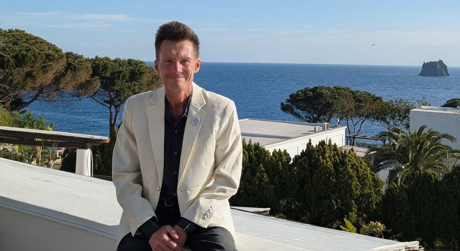My last evening on the open-air terrace at Pedra Residence, on Stromboli island.
